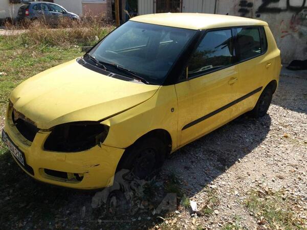 U djelovima Škoda - Fabia