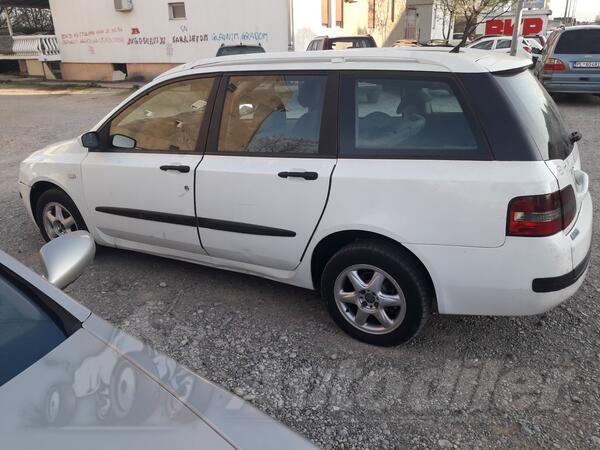 U djelovima Fiat - Stilo 1.9 jtd 85 kw 2005 god