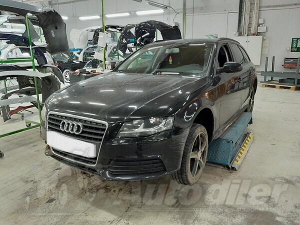 Audi - A4 2.O in parts