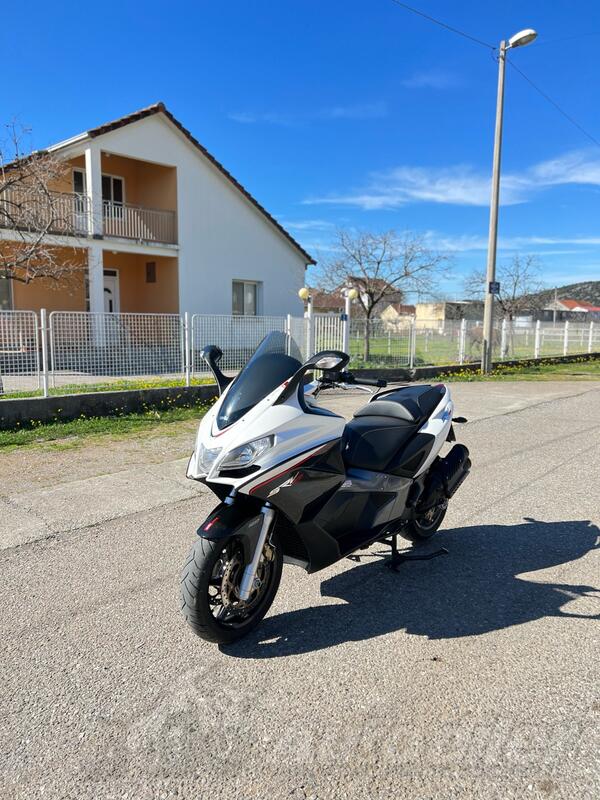 Aprilia - SRV 850 ABS