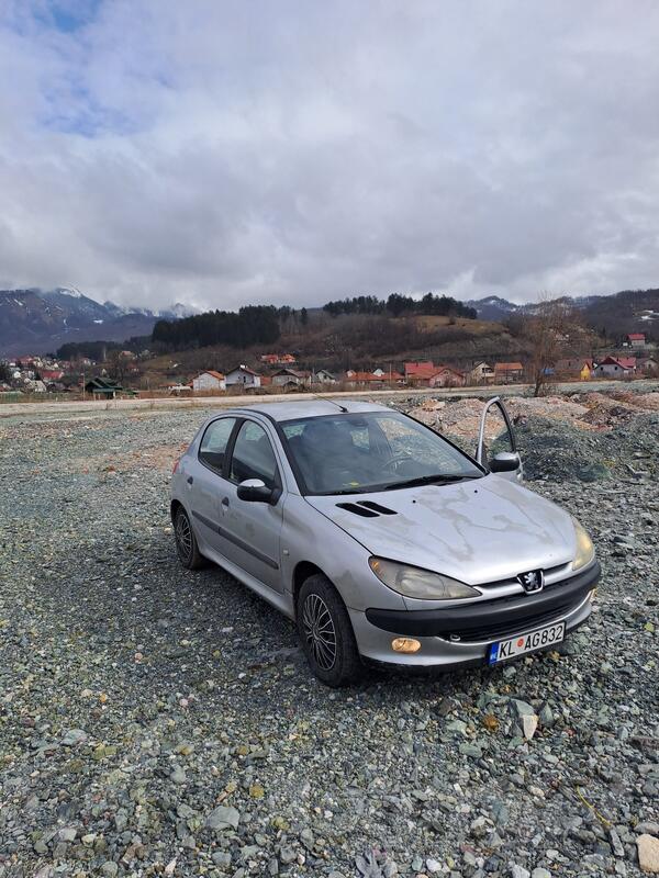 Peugeot - 206 - 2.0 hdi
