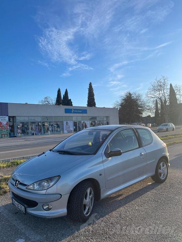 Peugeot - 206 - 2.0 HDI
