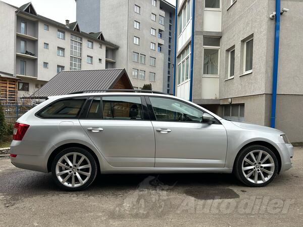 Škoda - Octavia - 2.0 DSG 4x4 135 kw