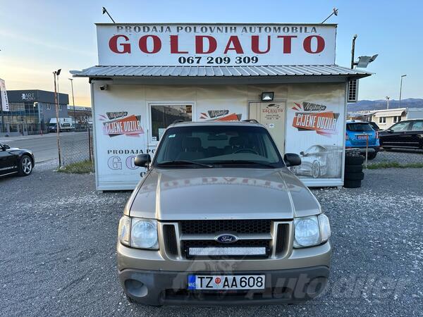 Ford - Explorer - 4.0 4x4 Automatic