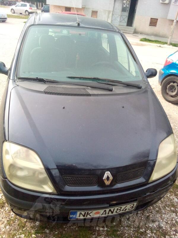 Renault - Scenic - 1 9 TD