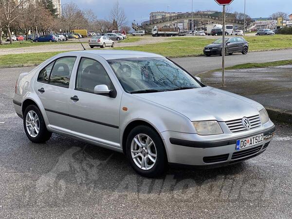Volkswagen - Bora - 1.6 benzin+plin
