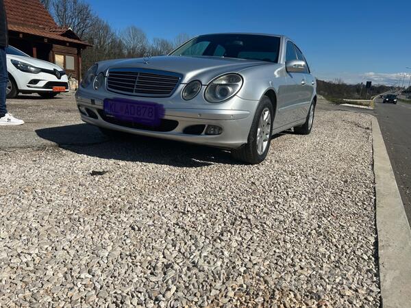 Mercedes Benz - E 280 - E280 CDI 4x4