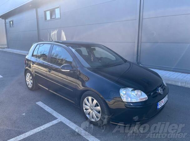 Volkswagen - Golf 5 - 1.9 TDI