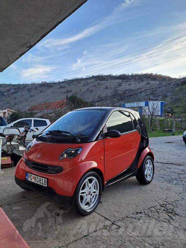 Smart - forTwo - 700 benzin