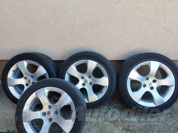 Fabričke felne i kumho/ continental gume