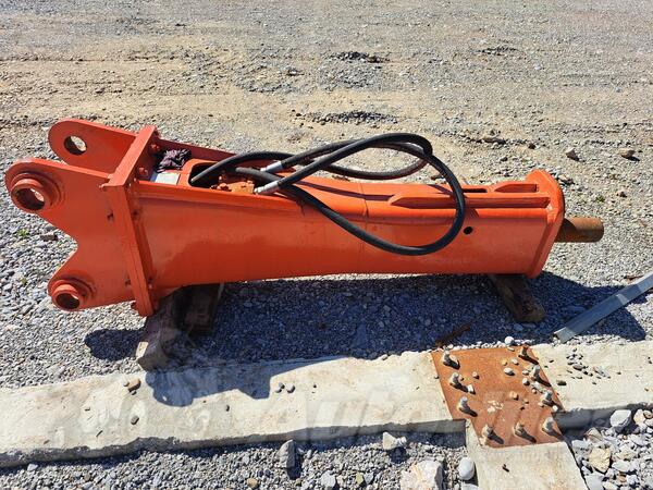 CAT - socomek ts 750