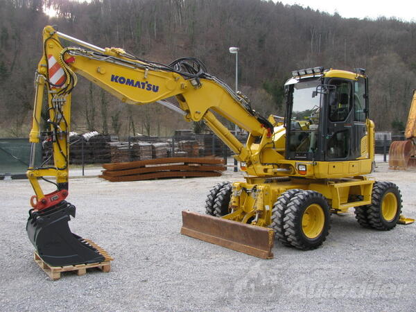 Komatsu - PW118 MR-8