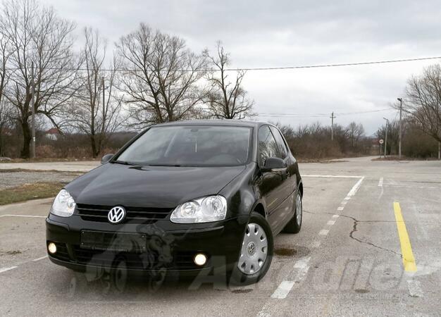Volkswagen - Golf 5 - 2.0 tdi UNITED