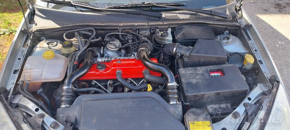 Ford - Focus - 1.8 tddi