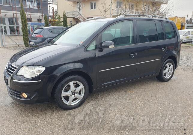 Volkswagen - Touran - 2.0 TDI DSG