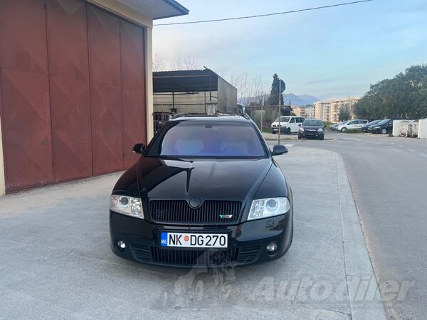 Škoda - Octavia - 2.0 FSI