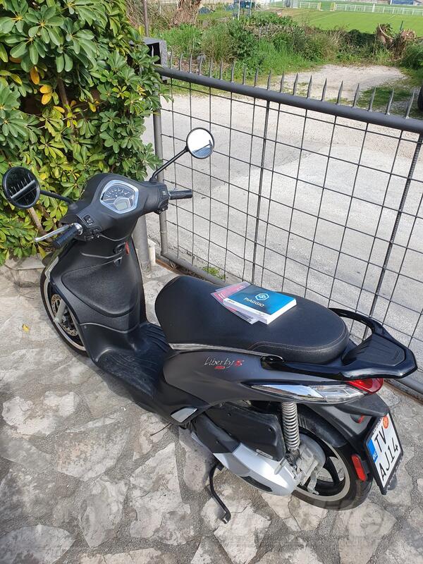 Piaggio - liberty 125 sport abs
