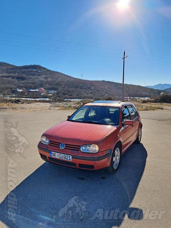 Volkswagen - Golf 4