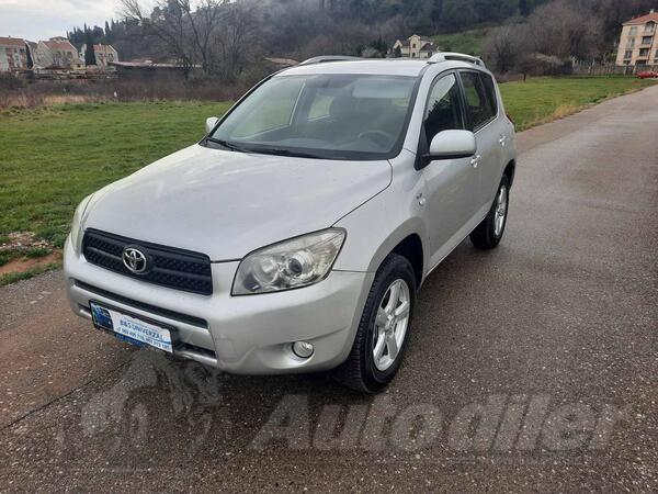 Toyota - RAV 4 - 2.2 d4d