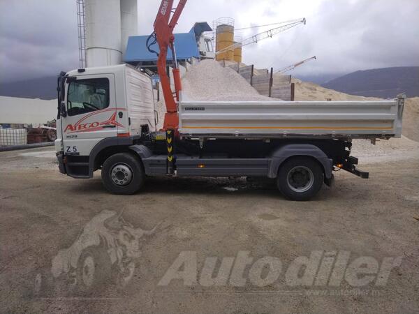 Mercedes Benz - 15 29