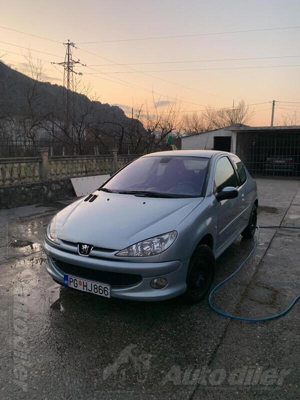 Peugeot - 206 - 1.4 16v