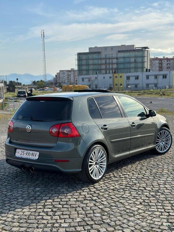 Volkswagen - Golf 5 - 2.0 TDI