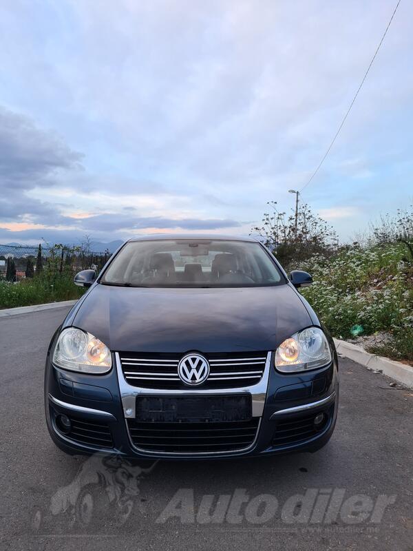 Volkswagen - Jetta - 2.0 tdi