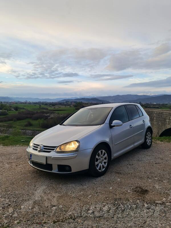 Volkswagen - Golf 5 - 1.9TDI
