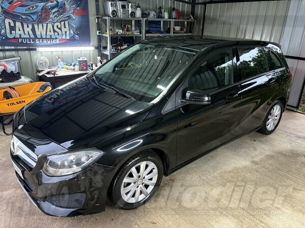 Mercedes Benz - B 180 - B180