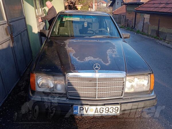 Mercedes Benz - 250 - 2500d