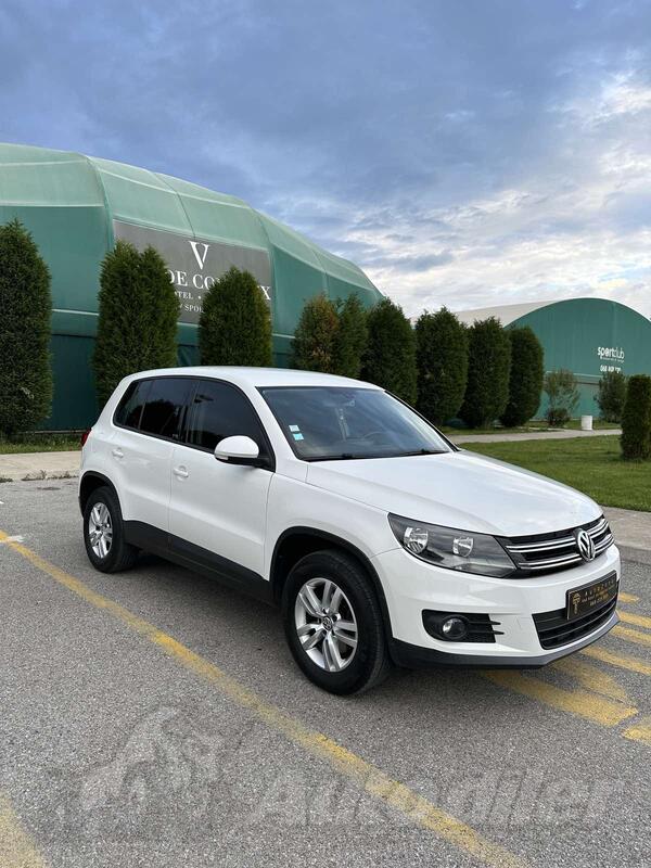 Volkswagen - Tiguan - 2.0 tdi