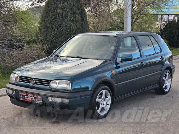 Volkswagen - Golf 3 - GTD