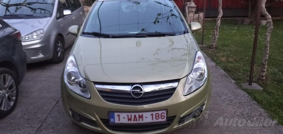 Opel - Corsa - 1.2 i