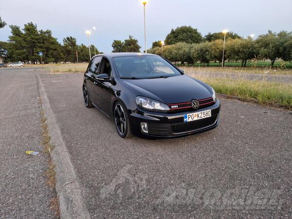 Volkswagen - Golf GTI - GTI