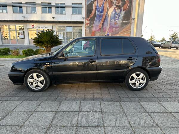 Volkswagen - Golf 3 - VR 6