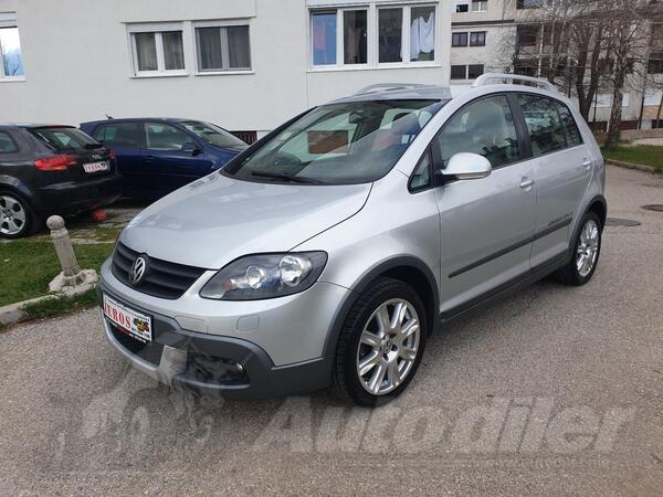 Volkswagen - Golf Plus Cross - 1,9 TDI CROSS