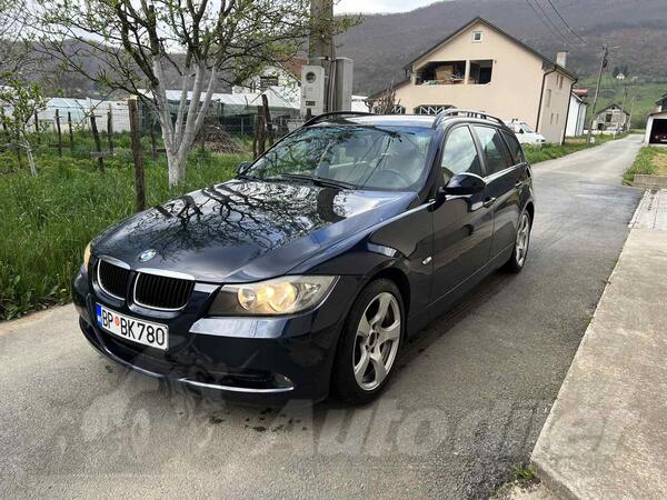 BMW - 320 - 2.0