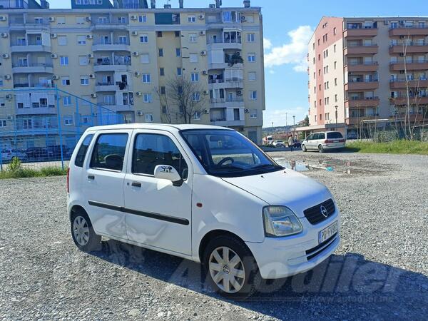 Opel - Agila - 1.0  BENZIN