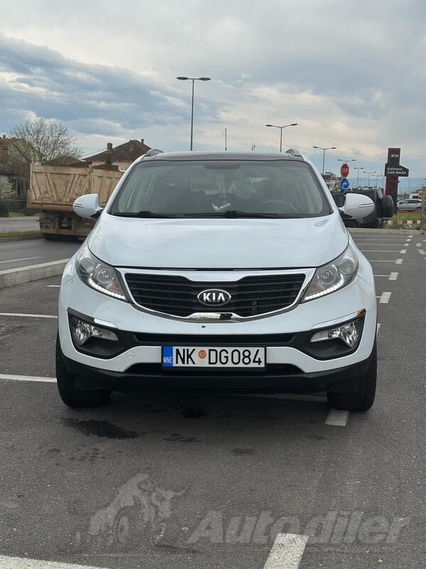 Kia - Sportage - 2.0 CRDI AWD