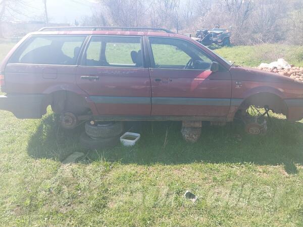 U djelovima Volkswagen - Passat 2.0