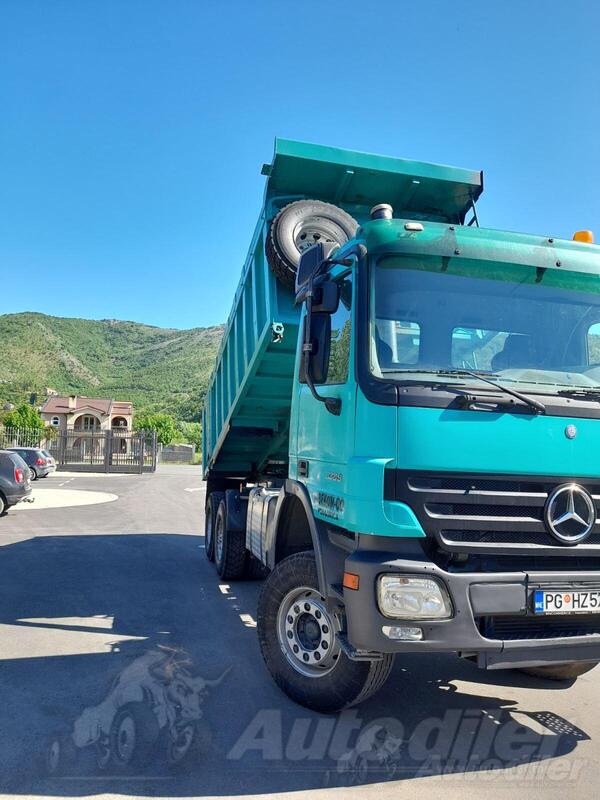 Mercedes Benz - 3336