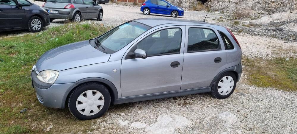 OPEL CORSA opel-corsa-c-1-7-dti-00 Used - the parking