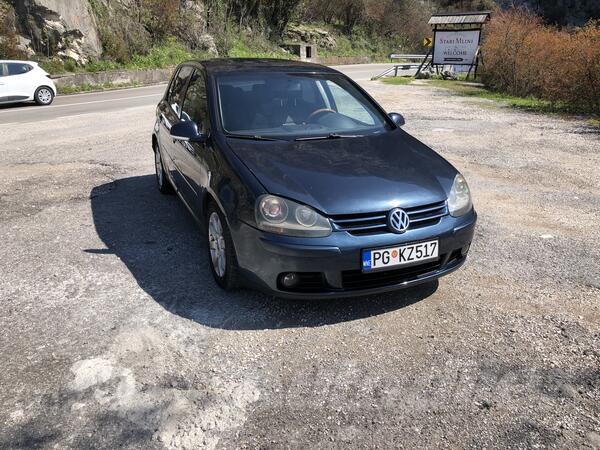 Volkswagen - Golf 5 - 2.0tdi