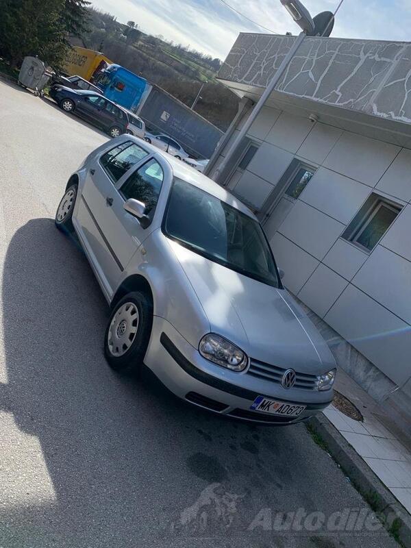 Volkswagen - Golf 4 - 1.4