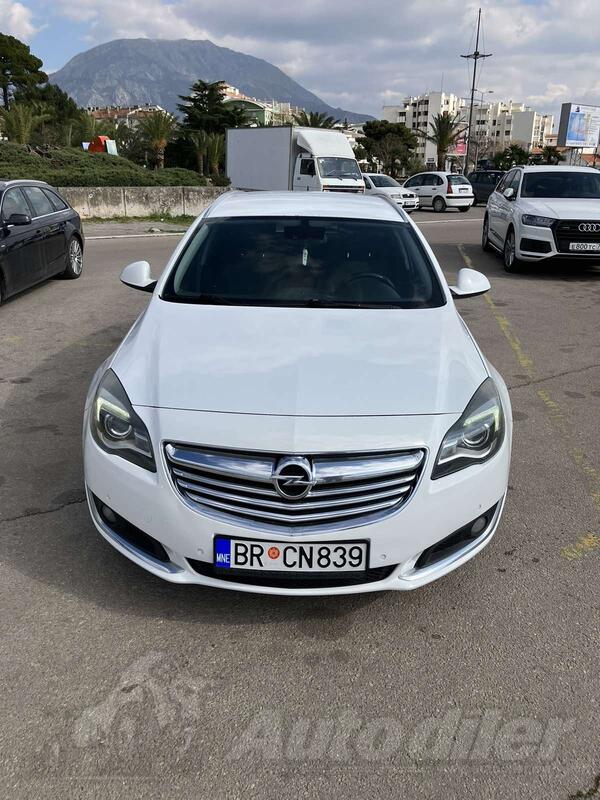 Opel - Insignia - 2.0