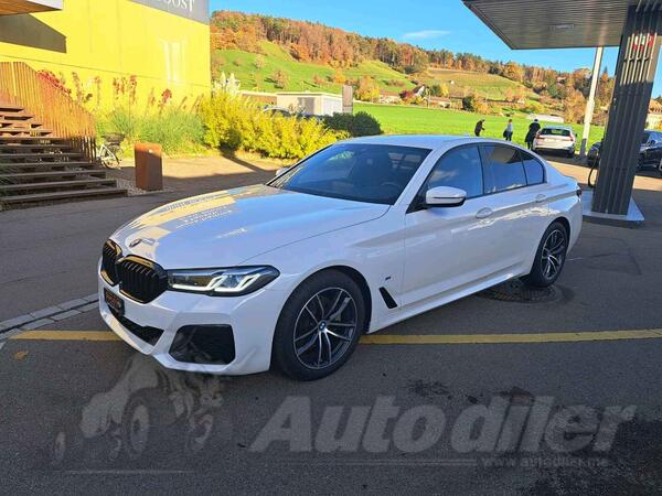 BMW - 520 - 520 Xdrive Hybrid M-Sport