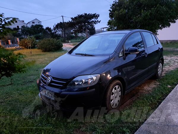 Volkswagen - Golf 5 - 1.9 TDI