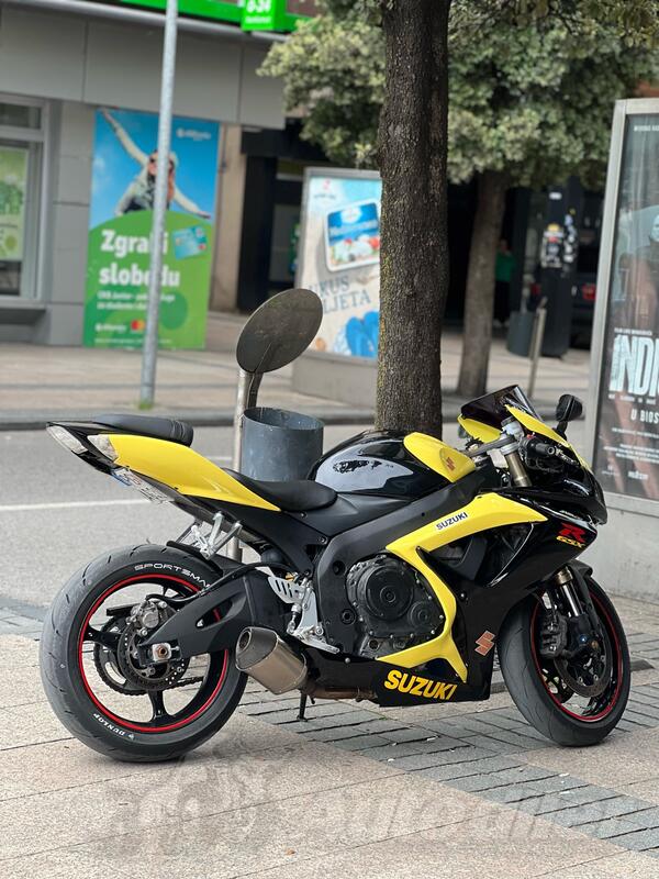 Suzuki - gsxr