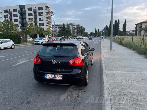 Volkswagen - Golf 5 - 1.9 TDI