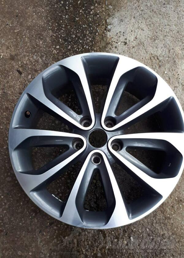 Fabričke - Nissan 18 inca - Aluminijum felne